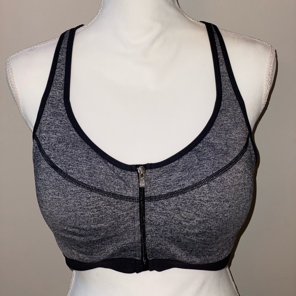 NWOT Victoria’s Secret Front Closure Sports Bra